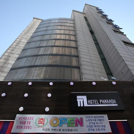 Hotel Pharaoh Seoul Bagian luar foto