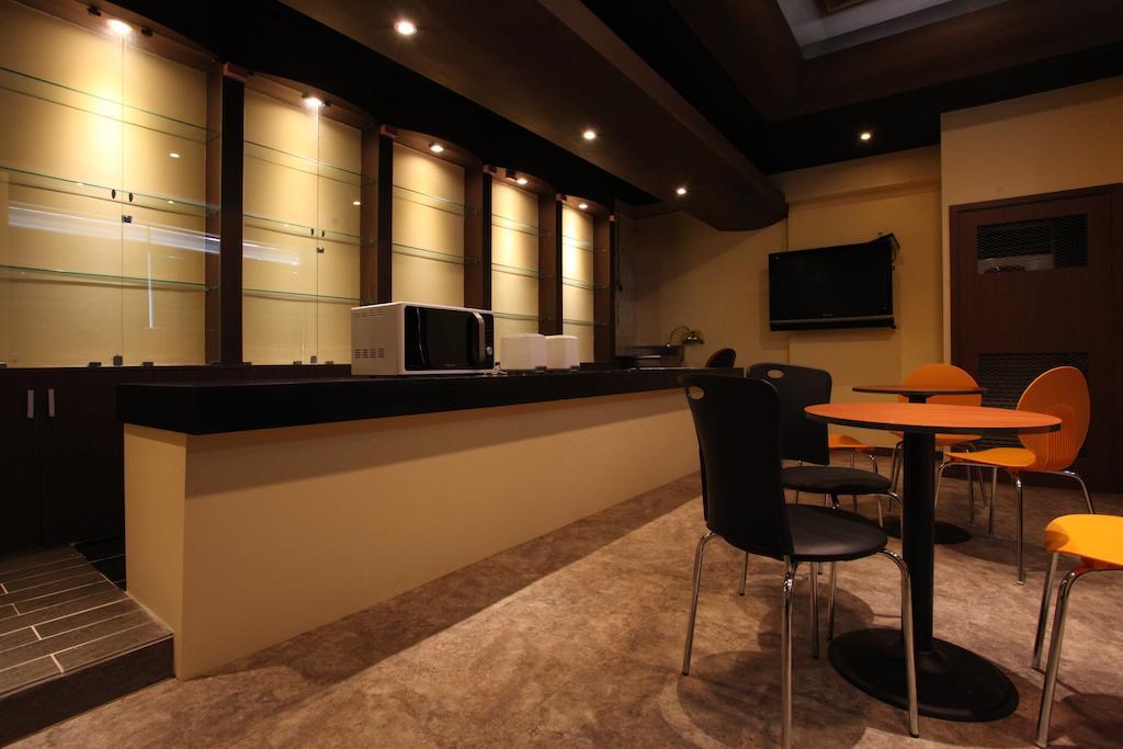 Hotel Pharaoh Seoul Bagian luar foto